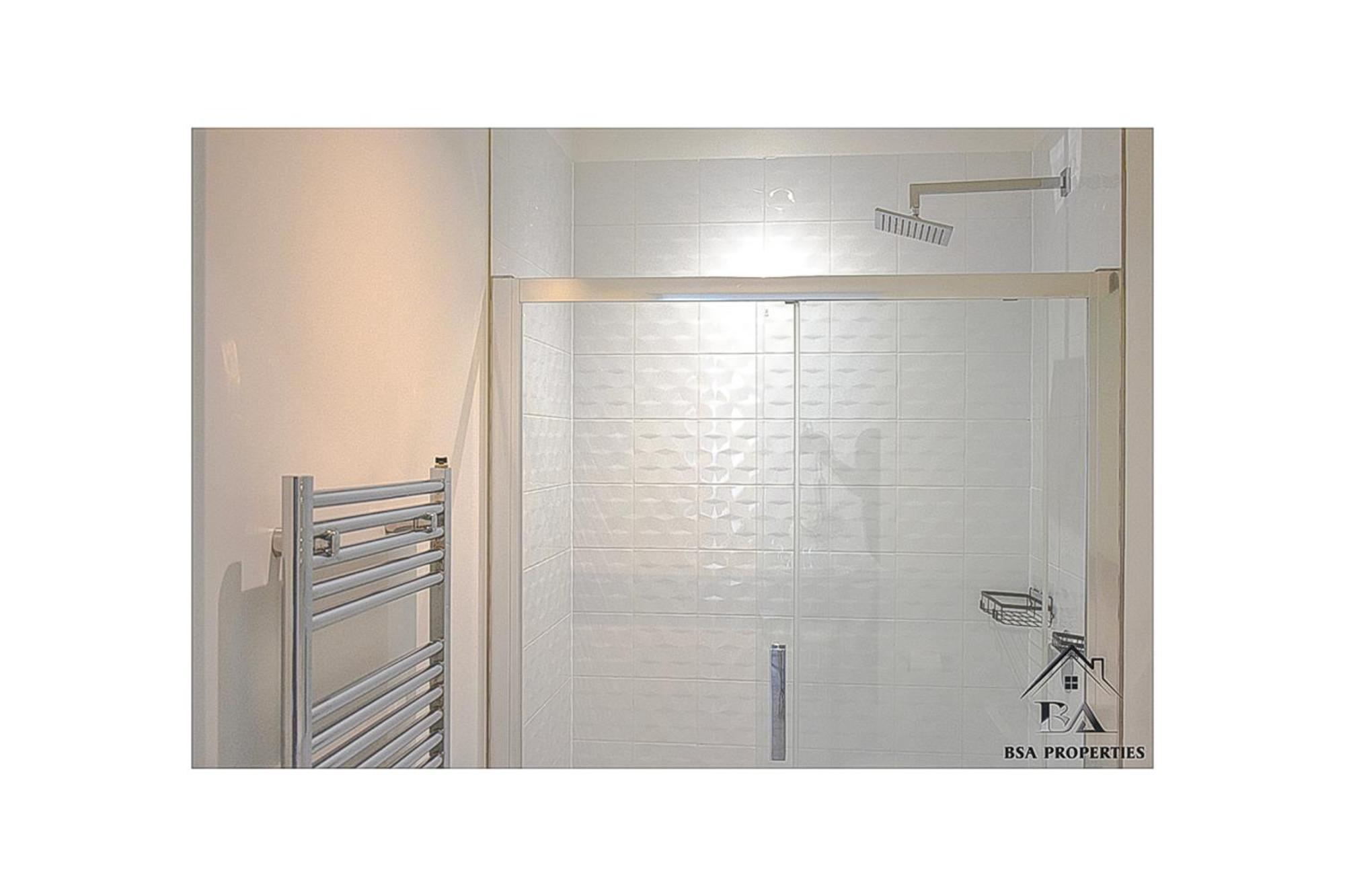 City Centre Apartment Close To Ascot & Legoland Sleep Upto 4 Guests - Parking On Request! Bracknell Luaran gambar